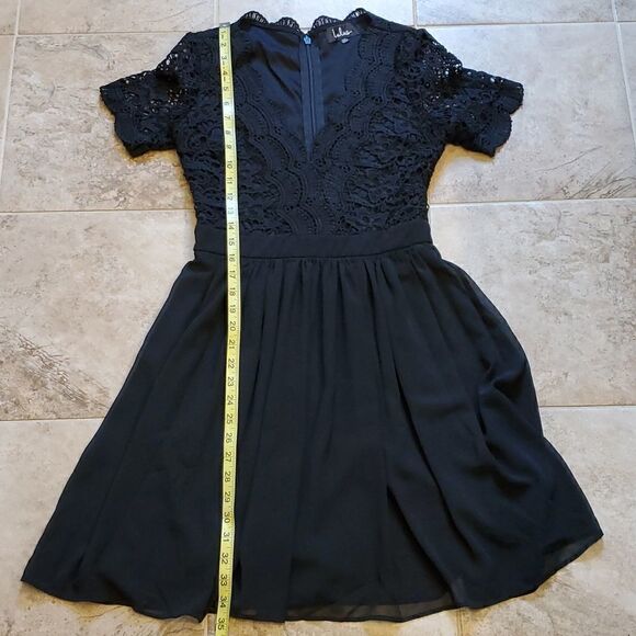 Lulus Angel in disguise black lace skater dress - Picture 10 of 13